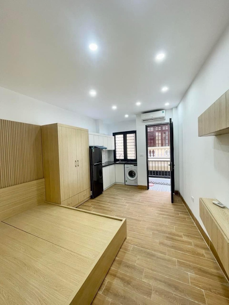 Nhà mới xây, phun nội thất