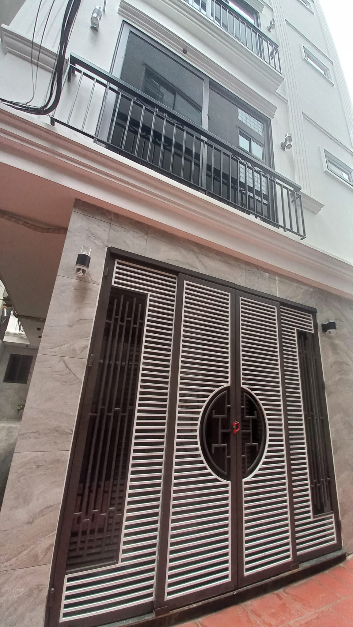 MUA BÁN NHÀ ĐẸP - GẤP - GIÁ RẺ -TẶNG NỘI THẤT full