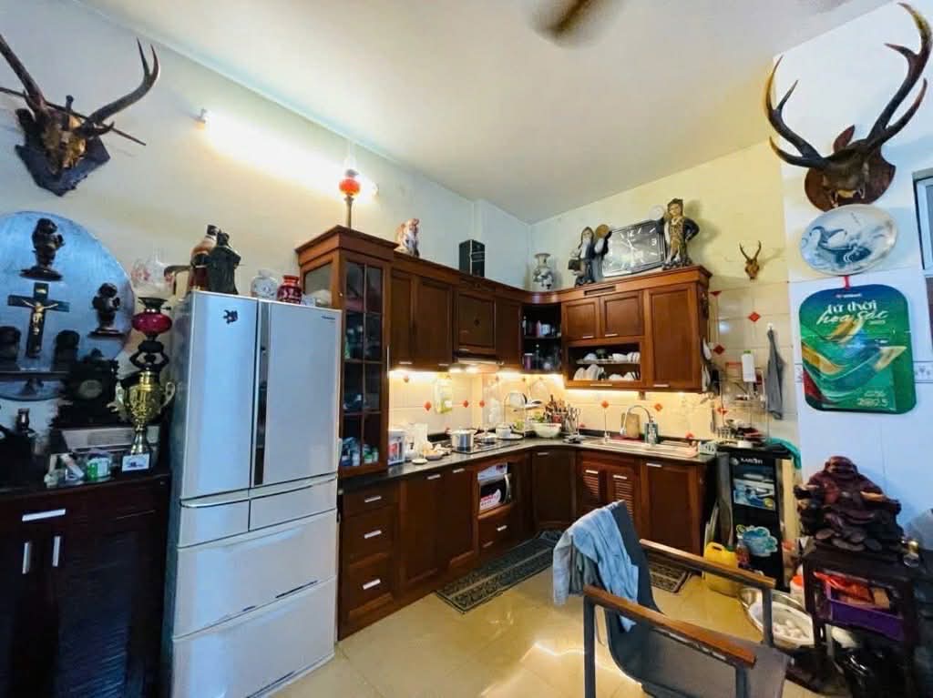 Bán nhà Văn Quán, ô tô đỗ cửa, 68m2 , mặt tiền 5.1m