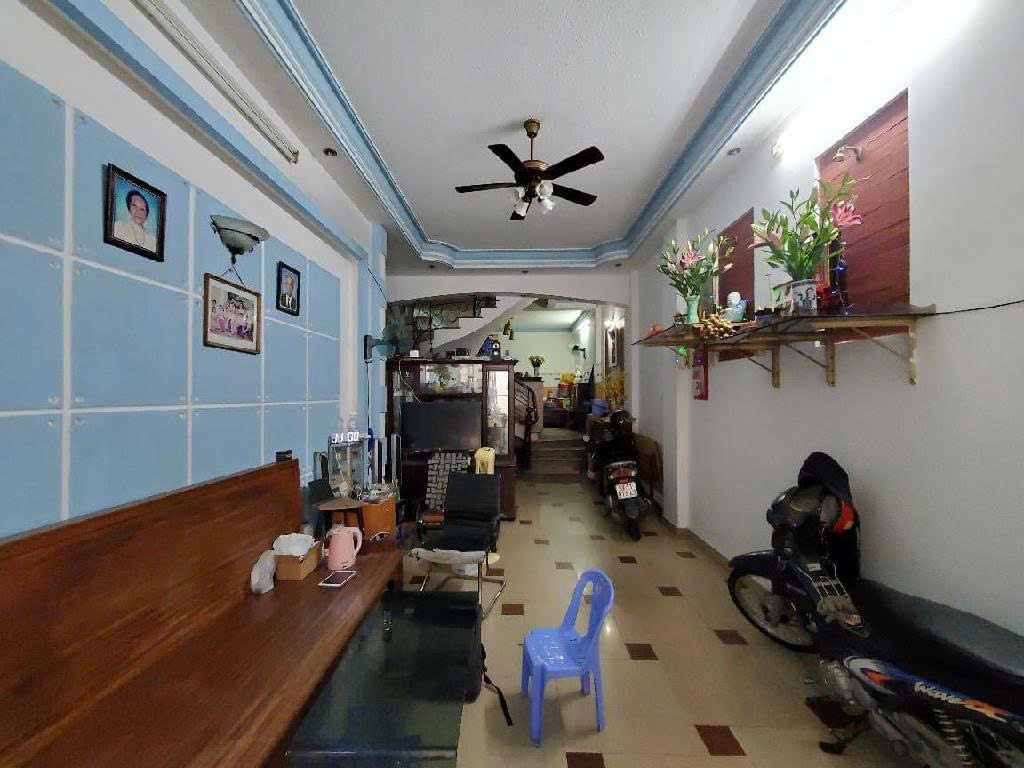 Bán nhà đường Phan Đăng Lưu, P.1, quận Phú Nhuận, DT 77m2 (4x19), 4 tầng, giá chỉ 9 tỷ