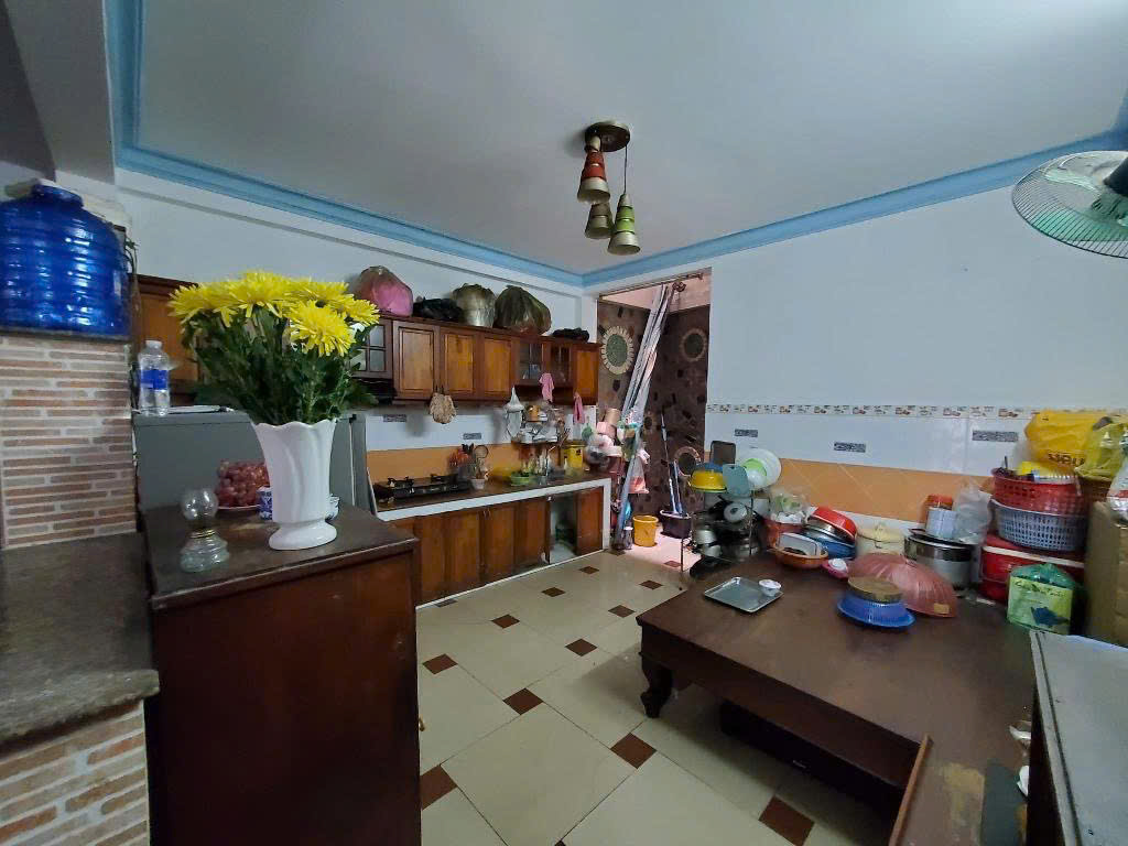 Bán nhà đường Phan Đăng Lưu, P.1, quận Phú Nhuận, DT 77m2 (4x19), 4 tầng, giá chỉ 9 tỷ