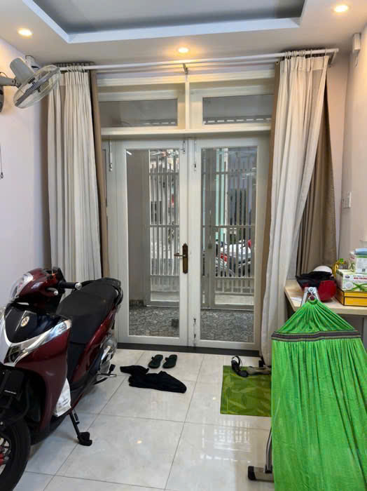 Bán nhà hẻm ba gác rộng đường Phan Đình Phùng, P. 2, quận Phú Nhuận, DT 43m2 (3x14), 3 tầng, giá chỉ 6,8 tỷ hoàn công đầy đủ