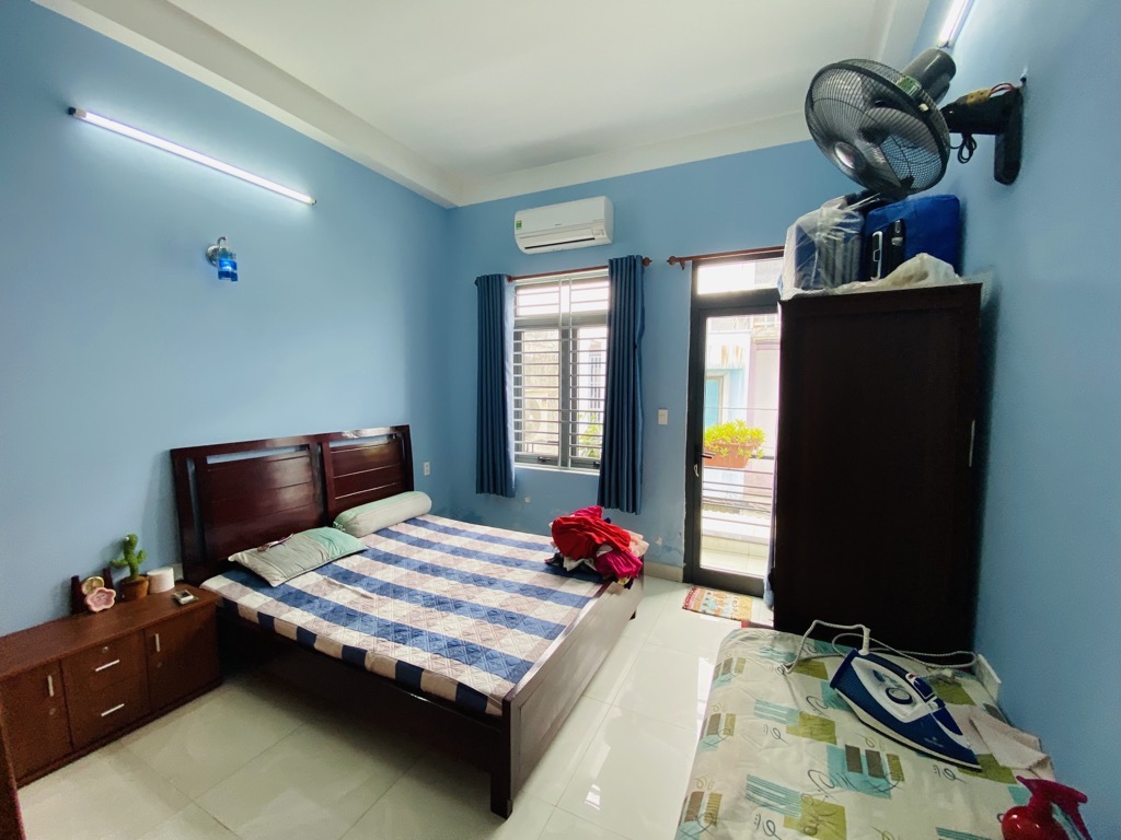 BÁN GẤP NHÀ Q9 CHỈ 3.5 TỶ