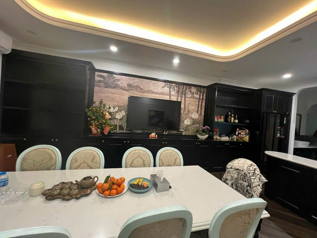 NHÀ CHÂU ÂU TRUNG TÂM THANH XUÂN-5 TẦNG THANG MÁY-LIÊN HỆ EM HIỂN : 0372354381