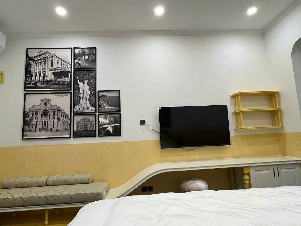 NHÀ CHÂU ÂU TRUNG TÂM THANH XUÂN-5 TẦNG THANG MÁY-LIÊN HỆ EM HIỂN : 0372354381