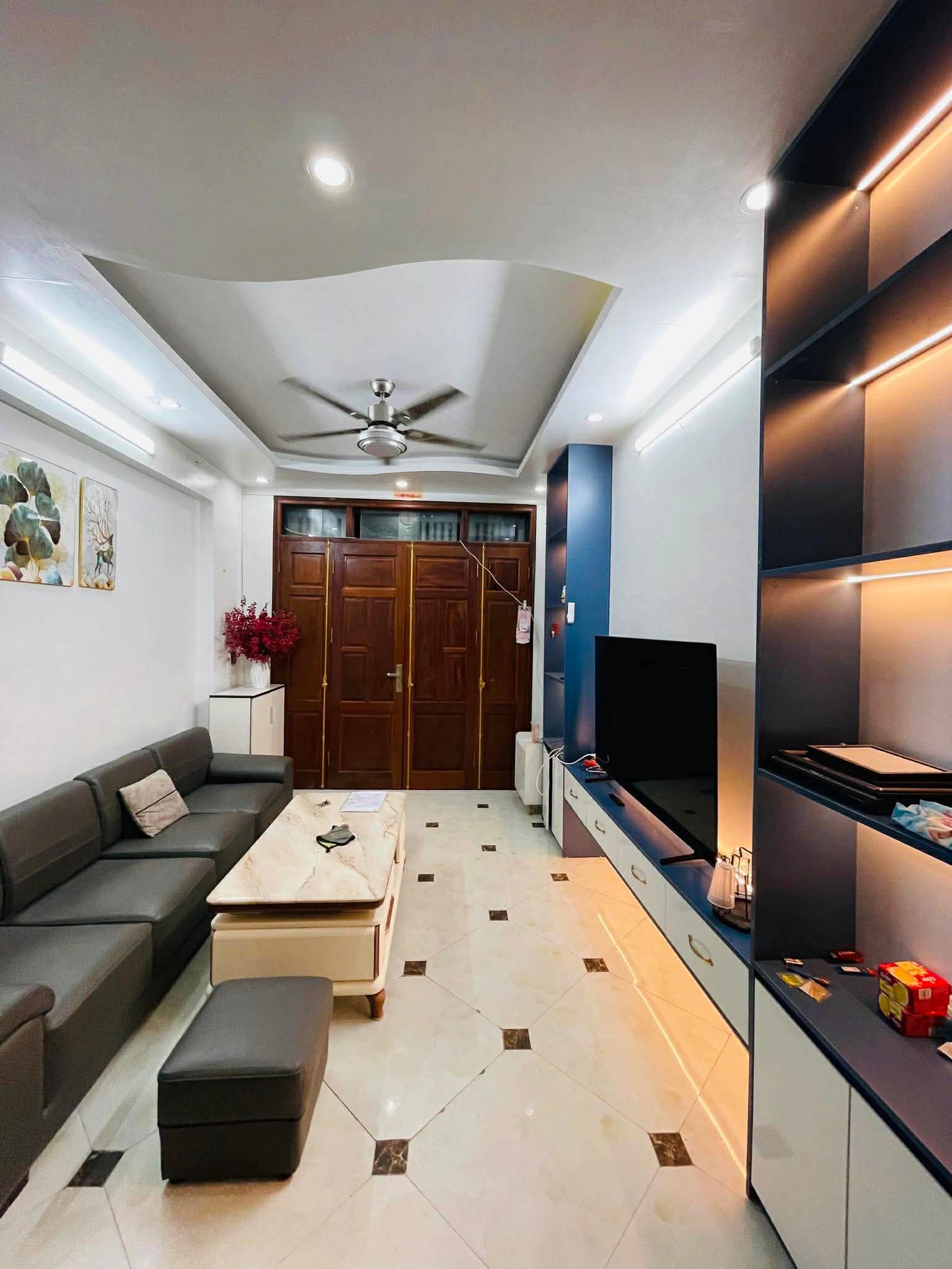 Bán nhà Hoàng Mai