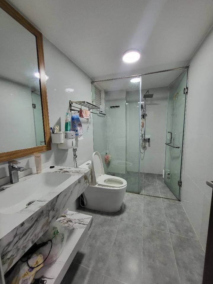 NHÀ HIẾM PHỐ GIÁP BÁT - DÂN XÂY - NGÕ THÔNG - KINH DOANH NHỎ