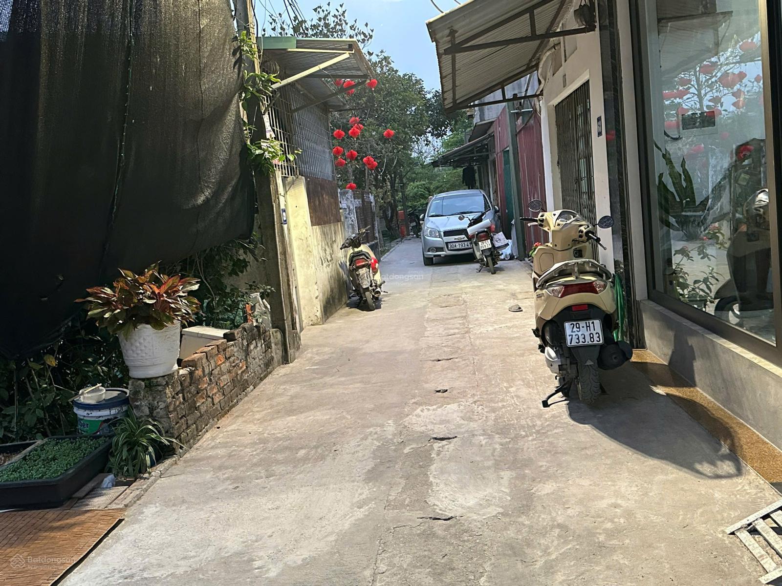 Khách cần bán gấp nhà Phú Đô 30 m2 x 3 tầng, cách ô tô 30 m, giá nhỉnh 6 tỷ