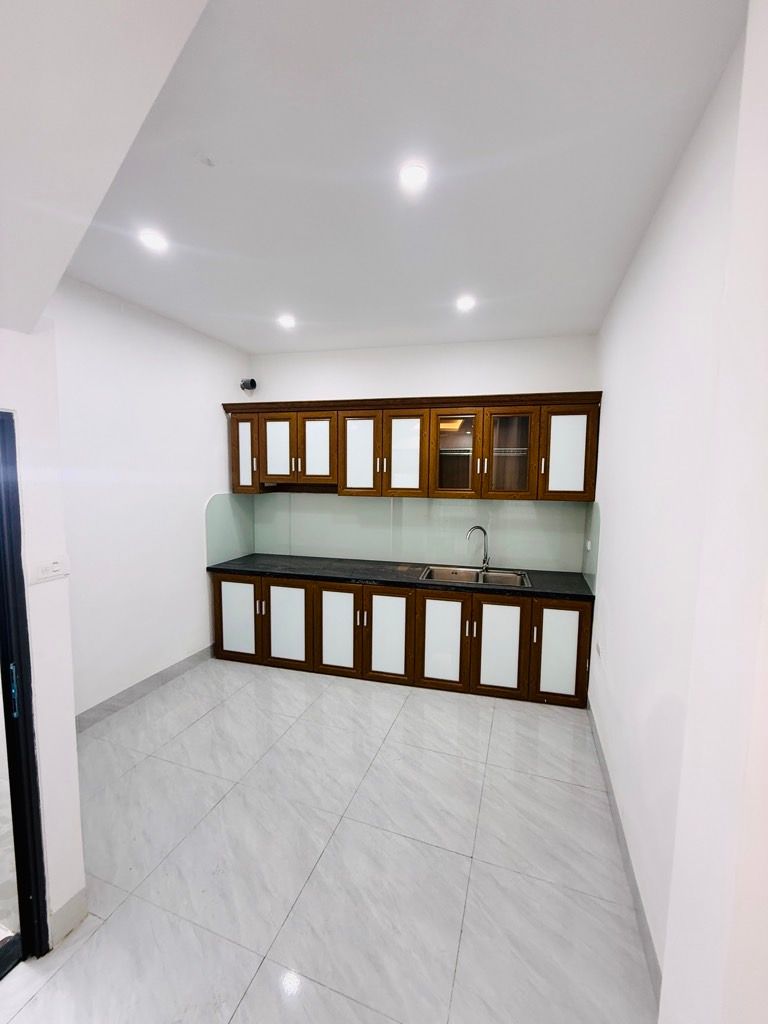 2.98 TỶ – ĐỊNH CÔNG HẠ – 40M² – 4 TẦNG – MT 3.3M – HOÀNG MAI