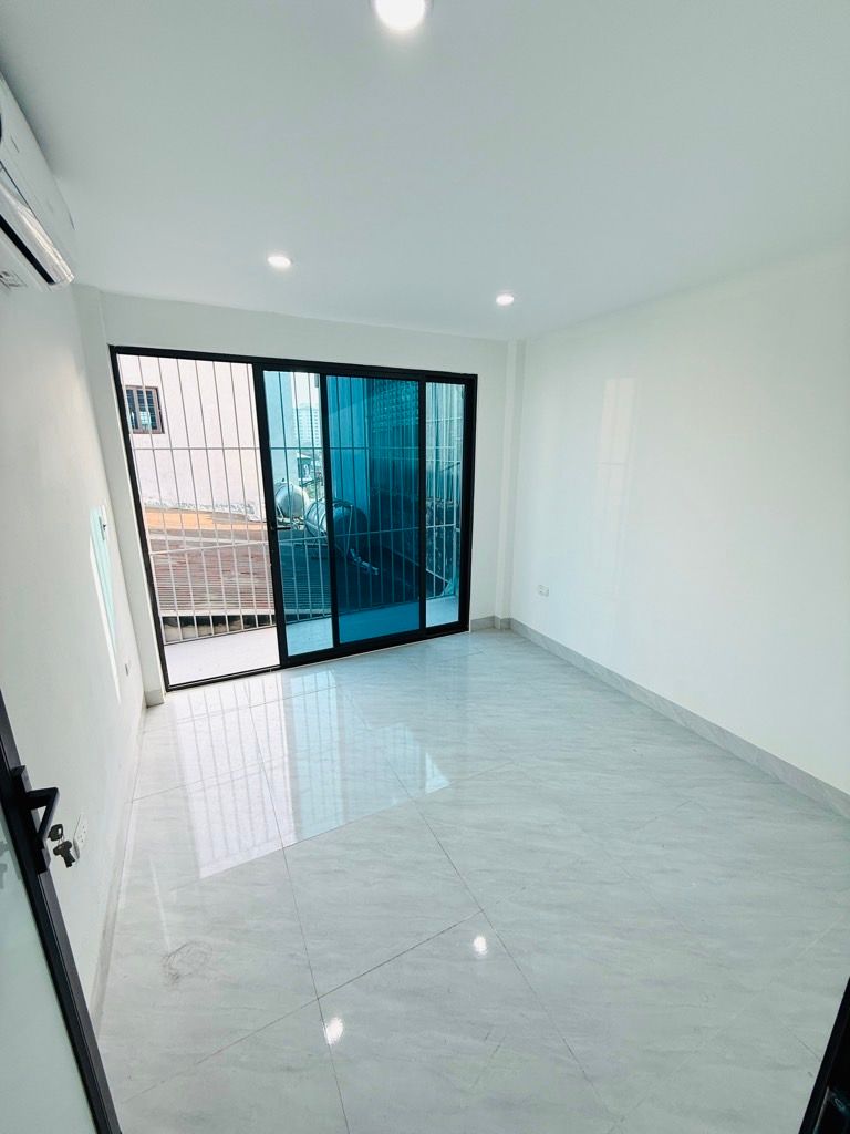 2.98 TỶ – ĐỊNH CÔNG HẠ – 40M² – 4 TẦNG – MT 3.3M – HOÀNG MAI