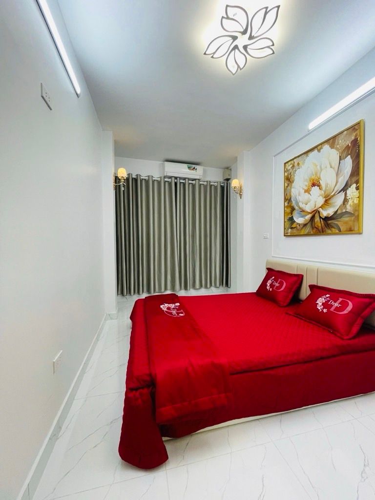 TRƯƠNG ĐỊNH – HAI BÀ TRƯNG – 6.6 TỶ – 22M² – 5 TẦNG – TRUNG TÂM – FULL NỘI THẤT