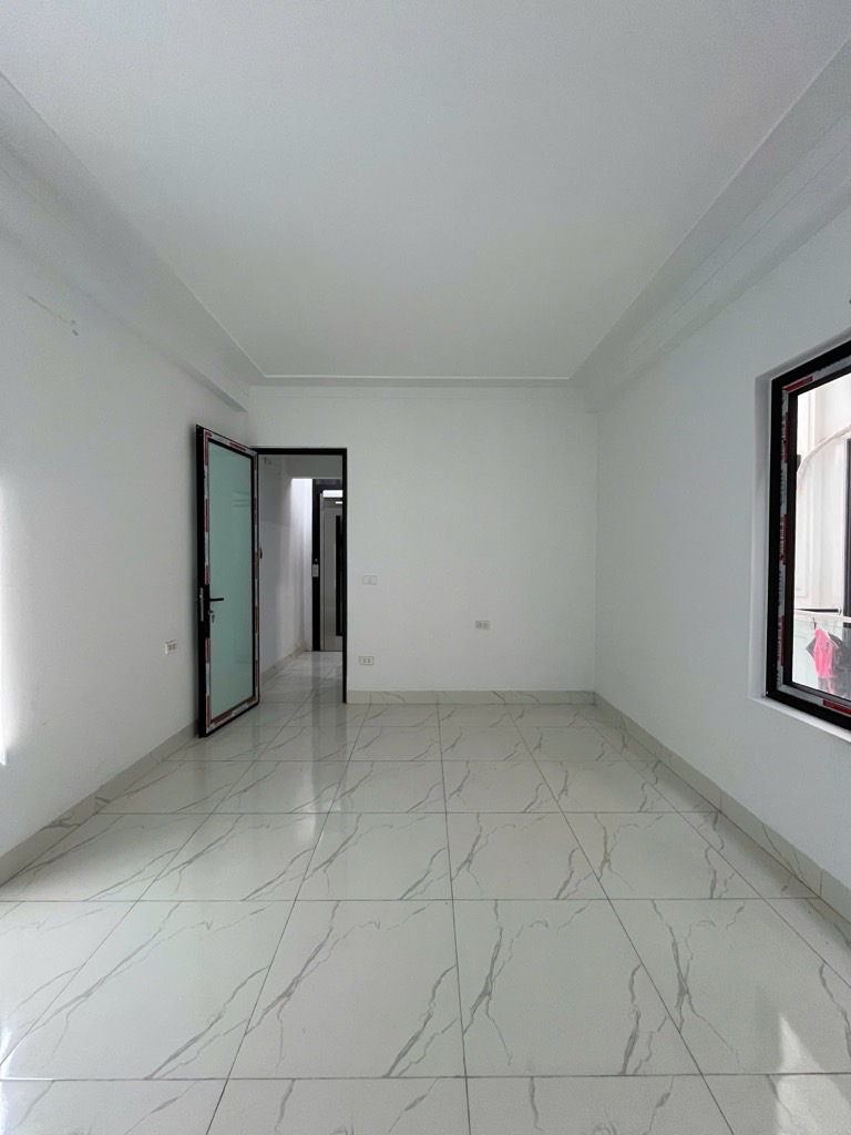 TAM TRINH – HOÀNG MAI – 6.7 TỶ – 31M² – 5 TẦNG – THANG MÁY – Ô TÔ ĐỖ CỔNG