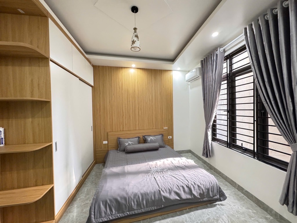 Bán nhà Văn Phú - Hà Đông, vài bước ô tô, chợ