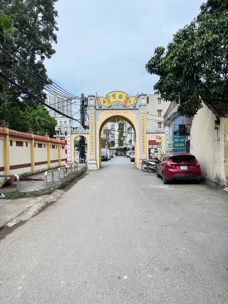 Bán nhà Văn Phú - Hà Đông, vài bước ô tô, chợ