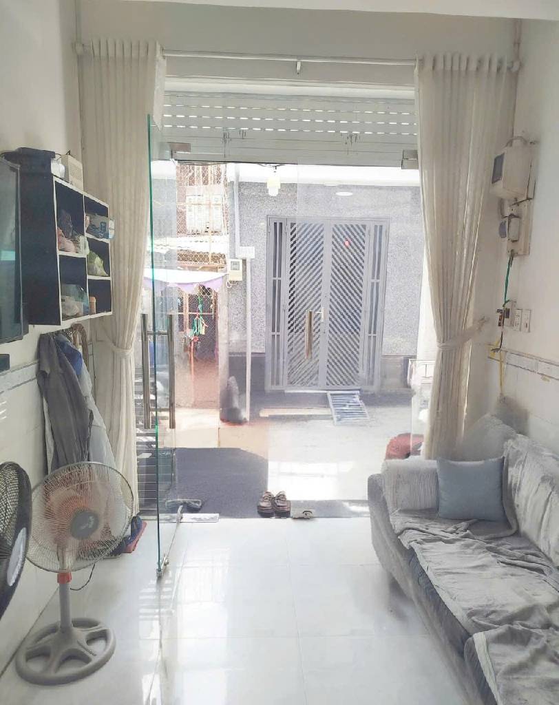 Nhà mới 4 tầng, hẻm 4m, Nguyễn Biểu Q5,