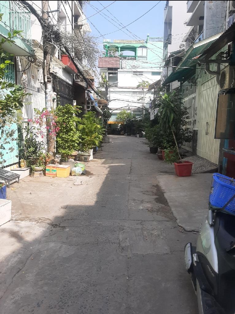 Bán NR Diên Hồng Bà Chiểu, 4PN, 3WC, Hẻm Oto vào, 9,5 tỷ