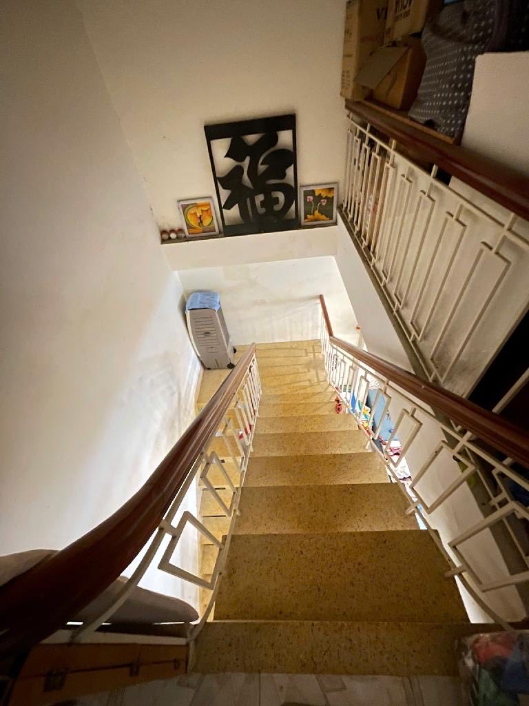 Nhà Ngon 4 Tầng, 5 Phòng ngủ, Đường Nguyễn thị Tú