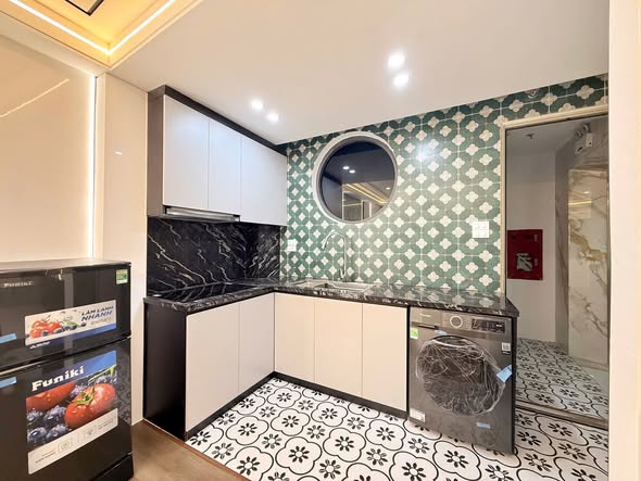 BÁN NHÀ LẠC LONG QUÂN - OTO ĐỖ CỬA - KHU VỰC DÂN TRÍ CAO - TIỆN ÍCH NGẬP TRÀN - CHỈ NHỈNH 7 TỶ