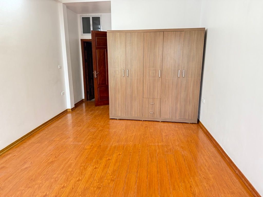 NHÀ ĐẸP NGỌC THUỴ, BỒ ĐỀ, LONG BIÊN