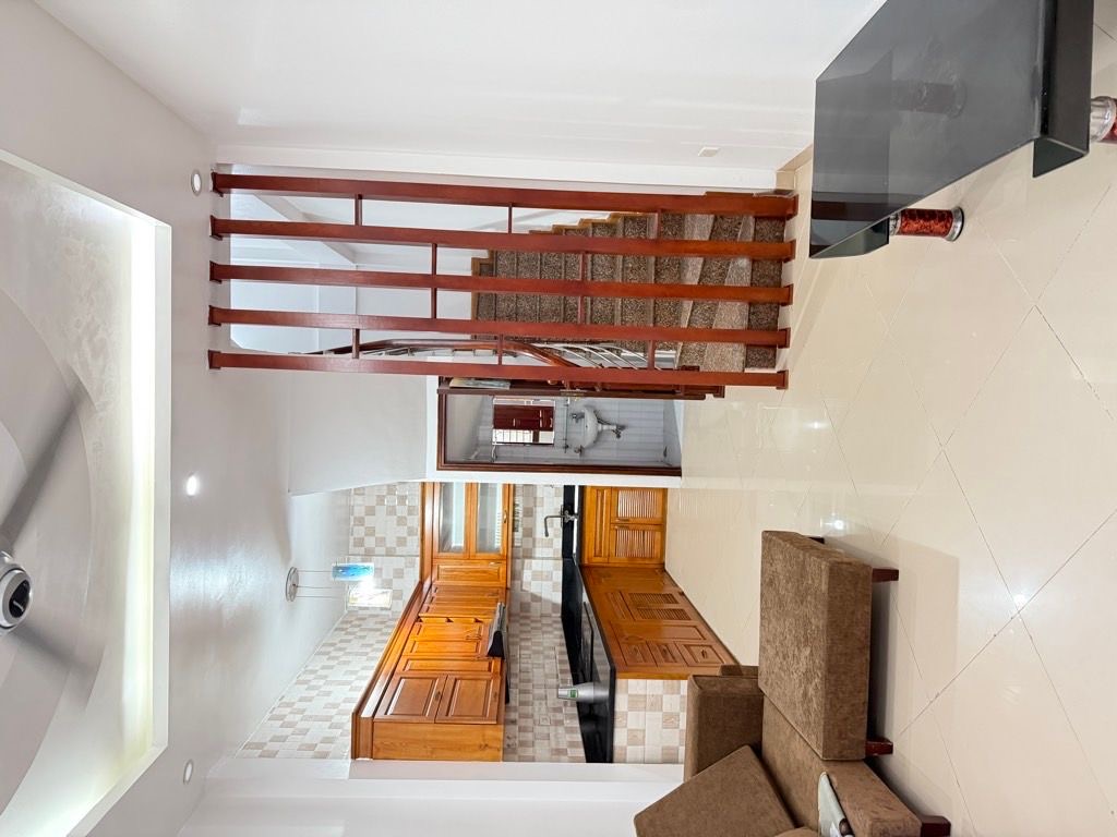 NHÀ ĐẸP NGỌC THUỴ, BỒ ĐỀ, LONG BIÊN