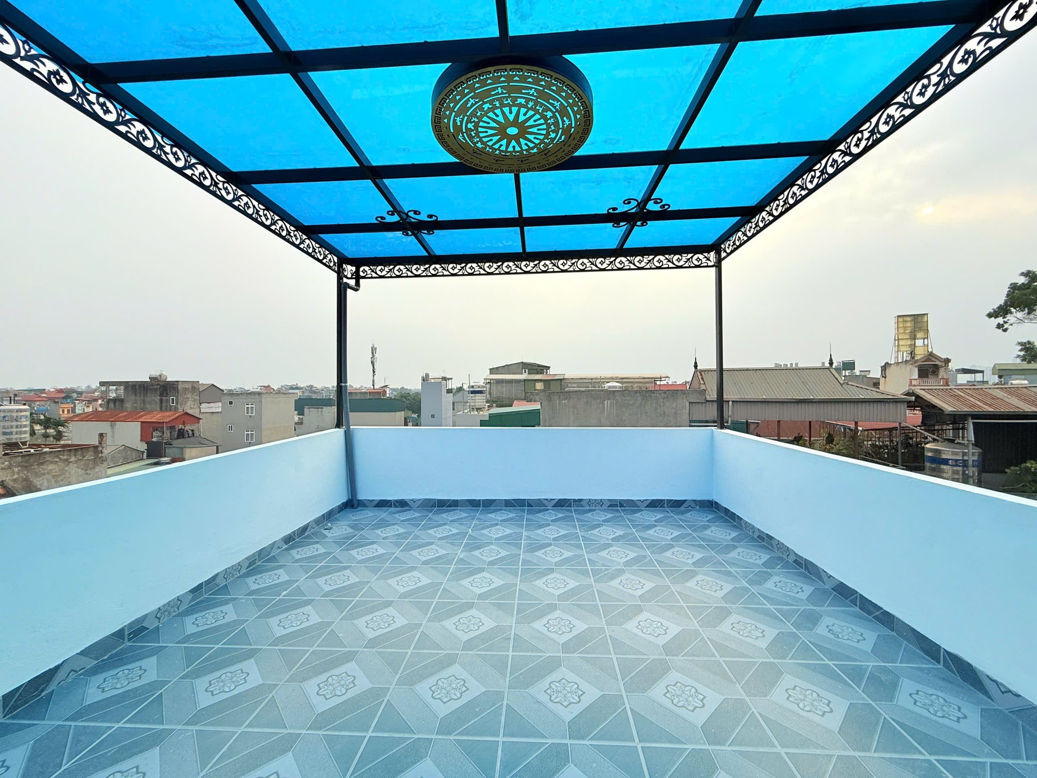 LĨNH NAM NHÀ MỚI + LÔ GÓC + KINH DOANH + THANH MÁY + Ô TÔ CHẠY QUA NHÀ + GIÁ CỰC TỐT