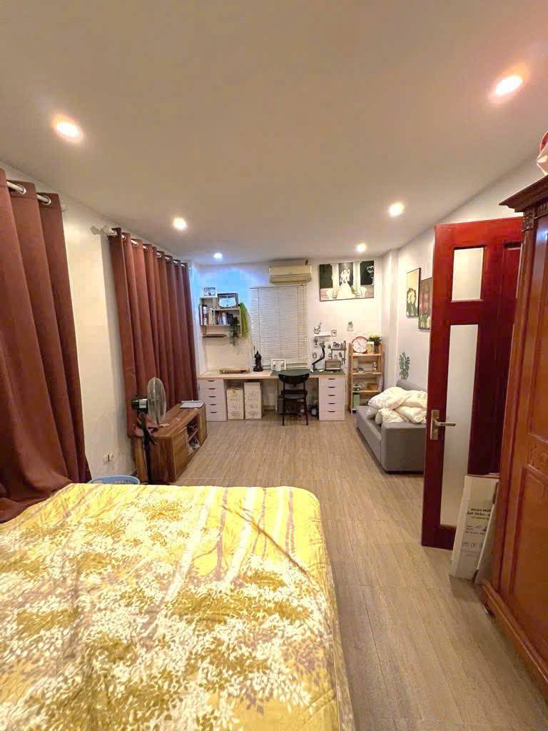 NHÀ BÁT KHỐI LÔ GÓC – Ô TÔ – NGÕ THÔNG KINH DOANH – TẶNG NỘI THẤT – VỊ TRÍ HIẾM