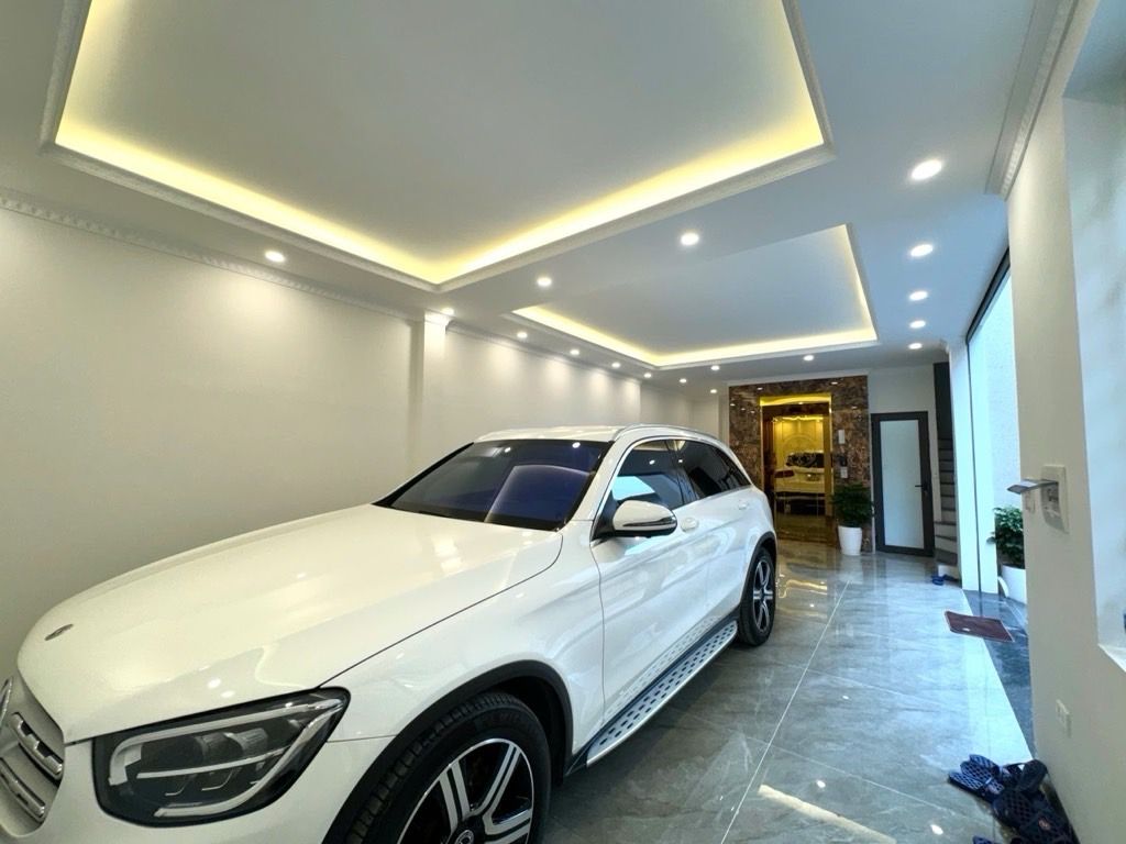 NHÀ BÁT KHỐI LÔ GÓC – Ô TÔ – NGÕ THÔNG KINH DOANH – TẶNG NỘI THẤT – VỊ TRÍ HIẾM