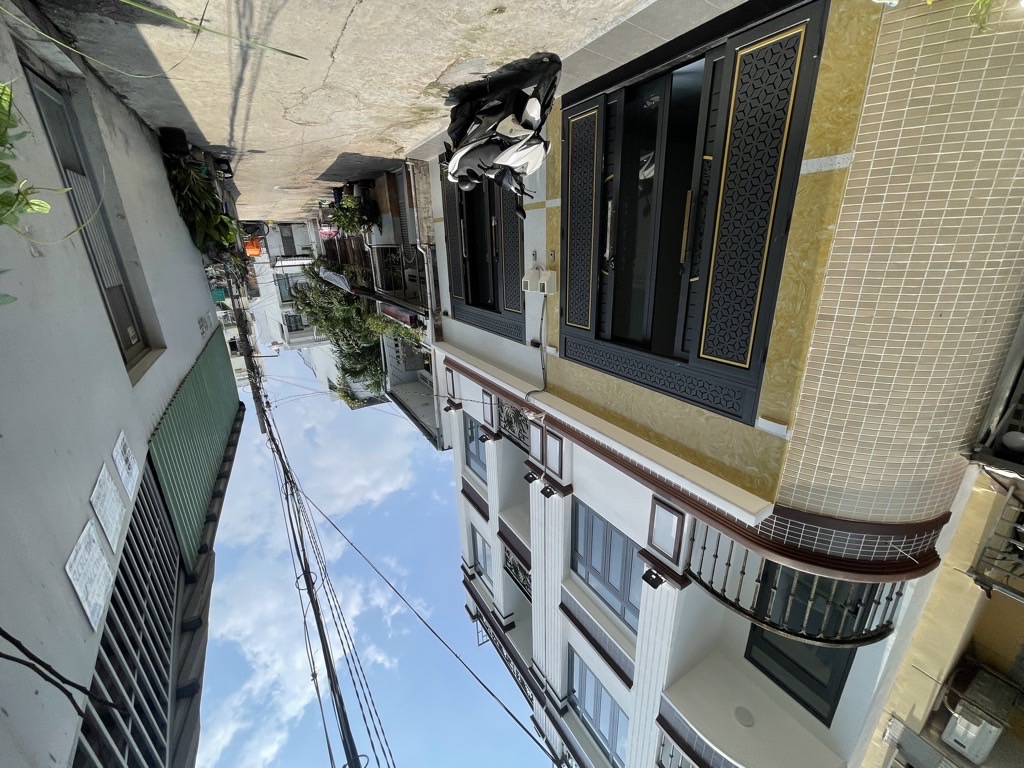 Bán nhà Hồ Xuân Hương mới vào ở ngay