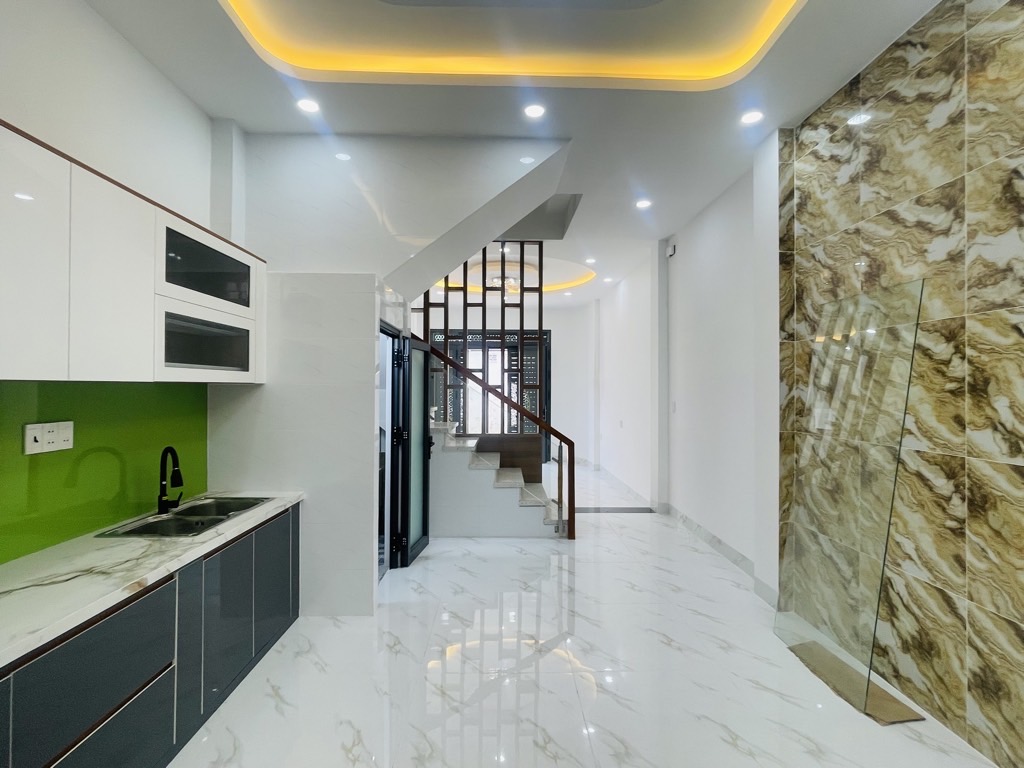 Bán nhà Hồ Xuân Hương mới vào ở ngay