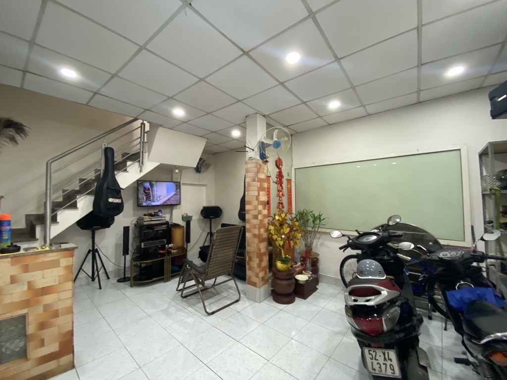 Bán nhà VẠN KIẾP  biệt thự mini giữa lòng sài gòn .