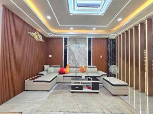 NHỈNH 11.2đ CÓ NGAY NHÀ 5 TẦNG THANG MÁY TẠI TƯƠNG MAI – HOÀNG MAI- HÀ NỘI. DT 32M2 x MT 3.8M