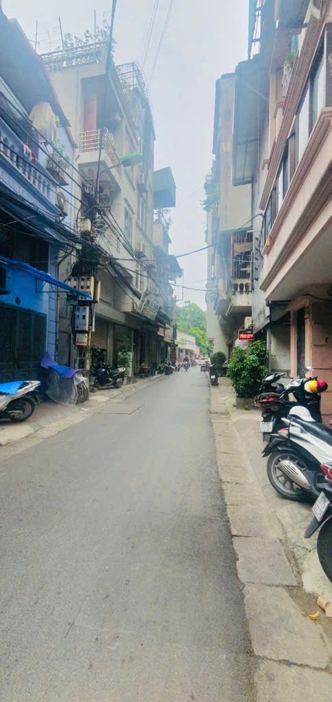 Nhà đẹp Đại Cồ Việt - Bạch Mai, nhỉnh 8 tỷ, ngập tràn tiện ích, 3 bước ra phố Bạch Mai