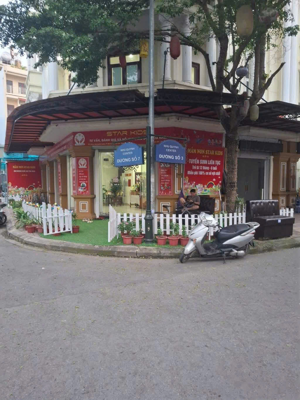 HOT 77.2M2 TẠI TRUNG TÂM THƯƠNG MẠI CENTER NHƯ QUỲNH VĂN LÂM