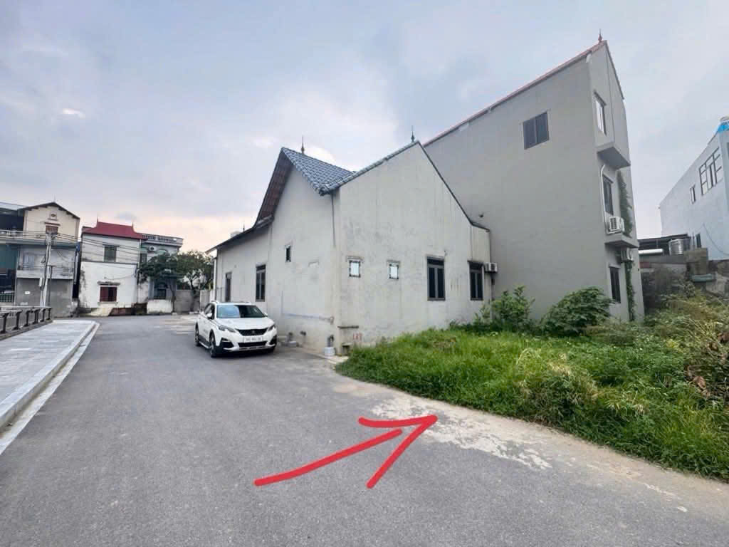 VIP CHÍ TRUNG - VĂN LÂM - VIEW HỒ ĐẸP - LÔ GÓC CHỈ 4.8 TỶ