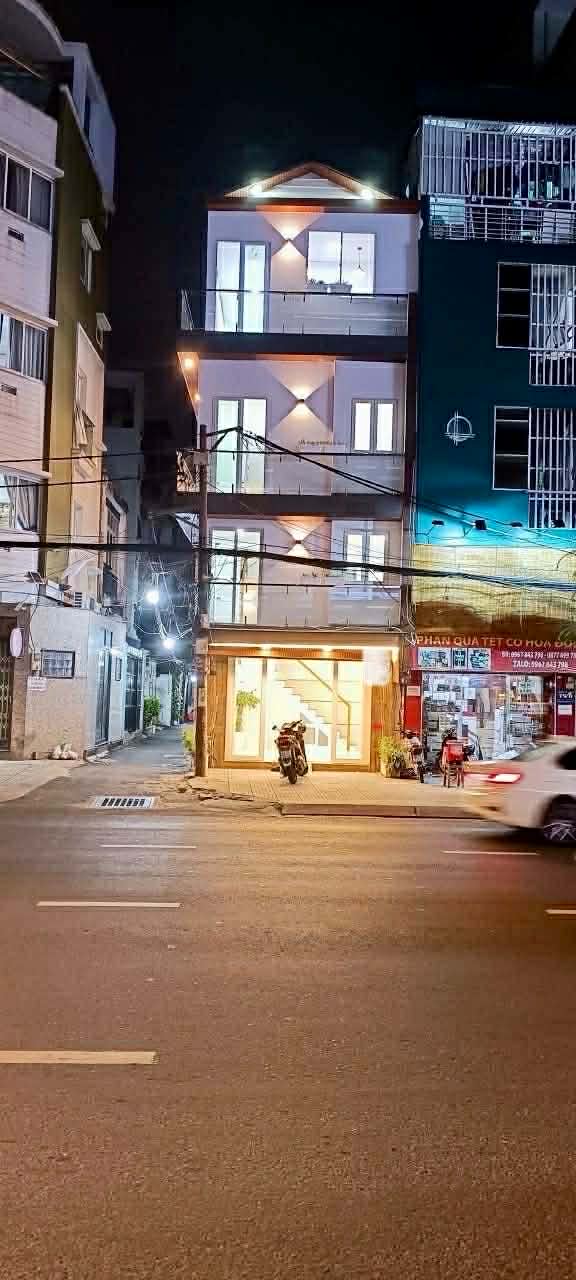 BÁN NHÀ BÌNH THẠNH - 25.8M2 - 4 TẦNG - MẶT TIỀN KINH DOANH, NỞ HẬU NHẸ - NHỈNH 8 TỶ