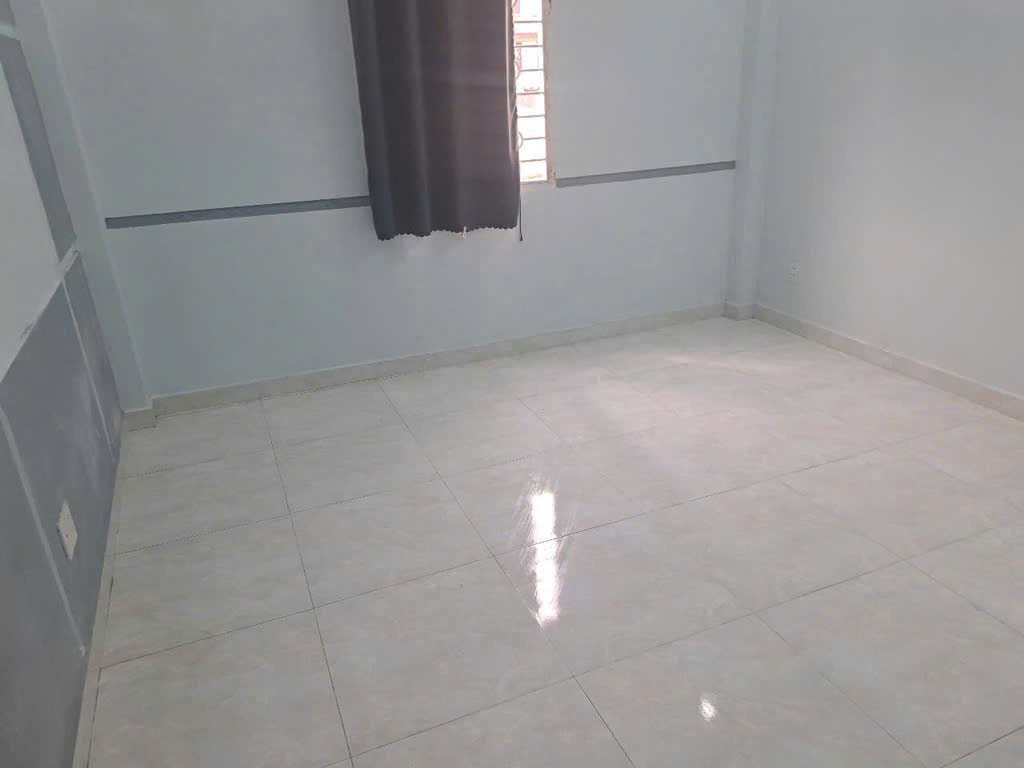 nhà 3 tầng , gần phú mỹ hưng , 4*14.5 , hẻm 6m , hơn 6 tỷ