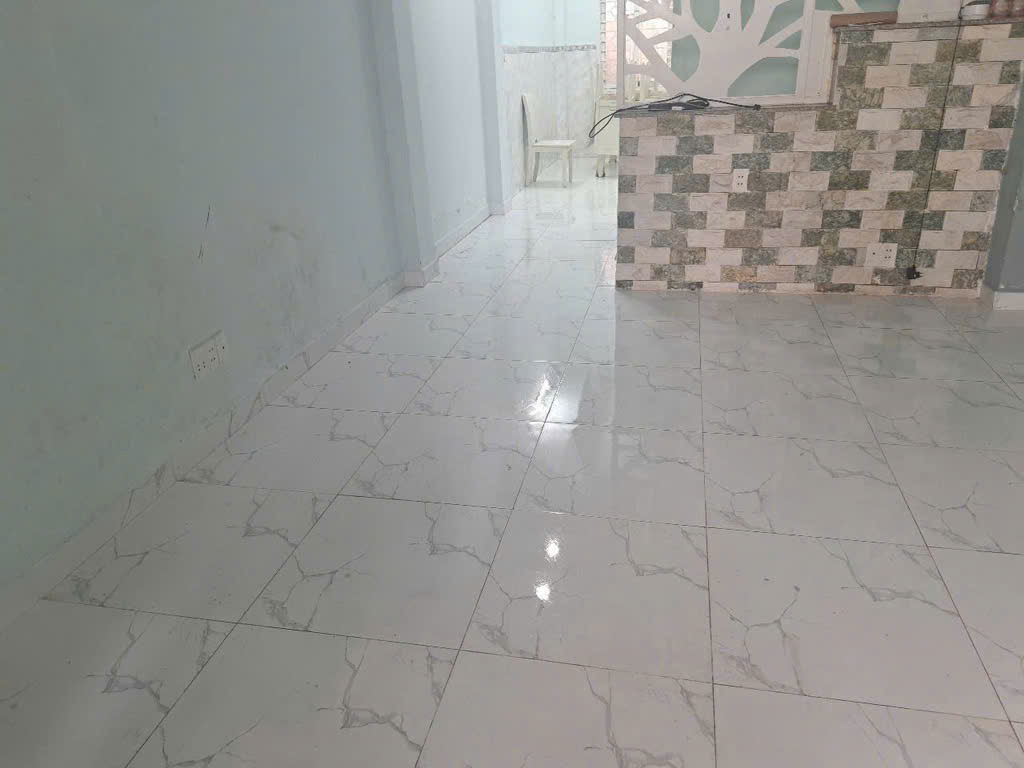 nhà 3 tầng , gần phú mỹ hưng , 4*14.5 , hẻm 6m , hơn 6 tỷ