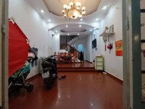 Nhà Q8 dt: 60m², 4 tầng giá 6,8t.