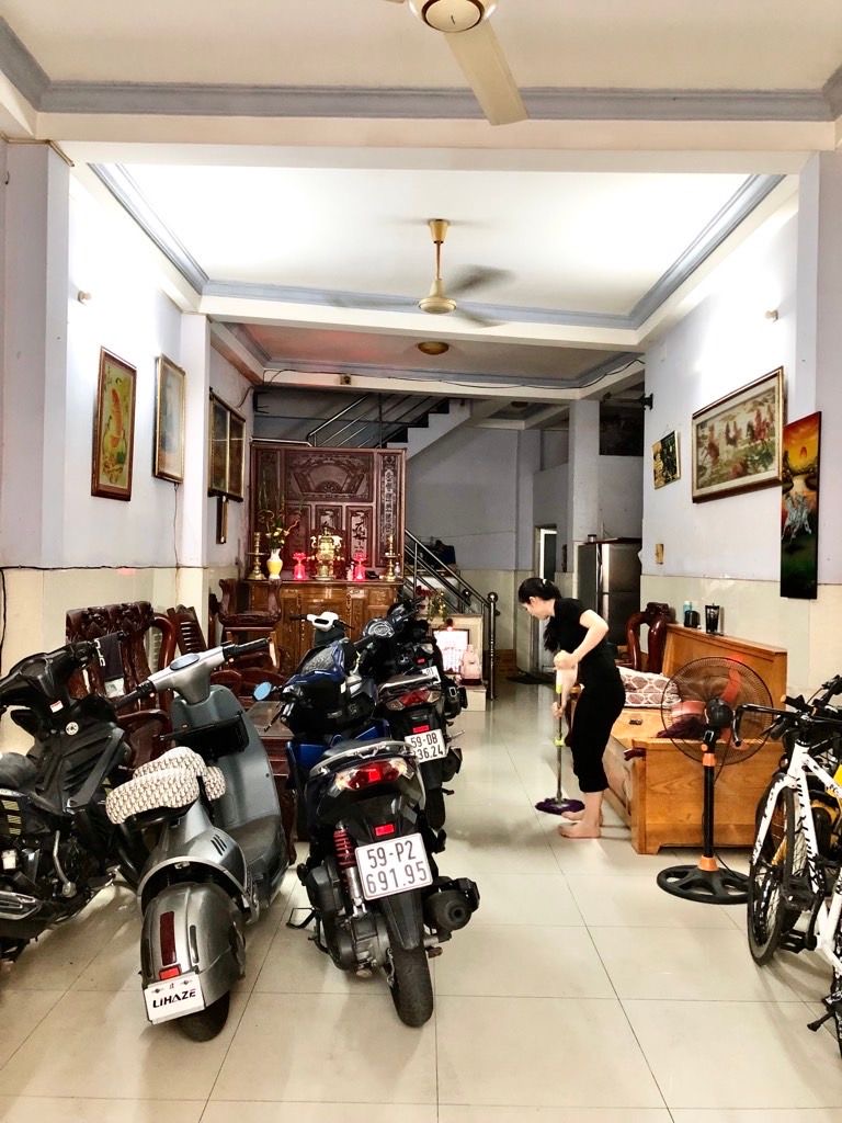 Chủ kẹt ngân hàng - Bán gấp nhà 4 tầng Thoại Ngọc Hầu - Sát UBND Tân Phú -