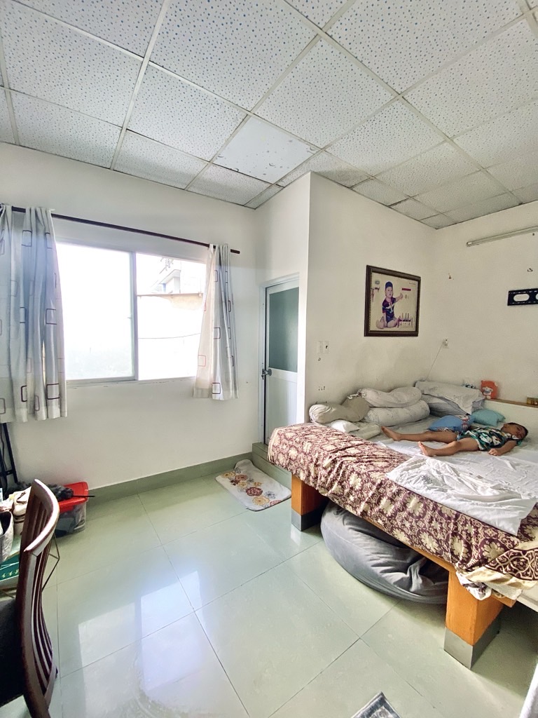 Hẻm xe hơi - Âu Cơ - Nở hậu - Nhà chính chủ 20 năm - Tân Phú