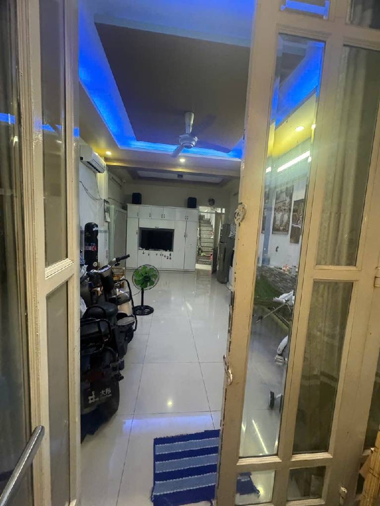 Khu VIP Tân Sơn Nhì - Tân Phú - Hẻm xe hơi đổ cổng - Nhà mới vào là ở