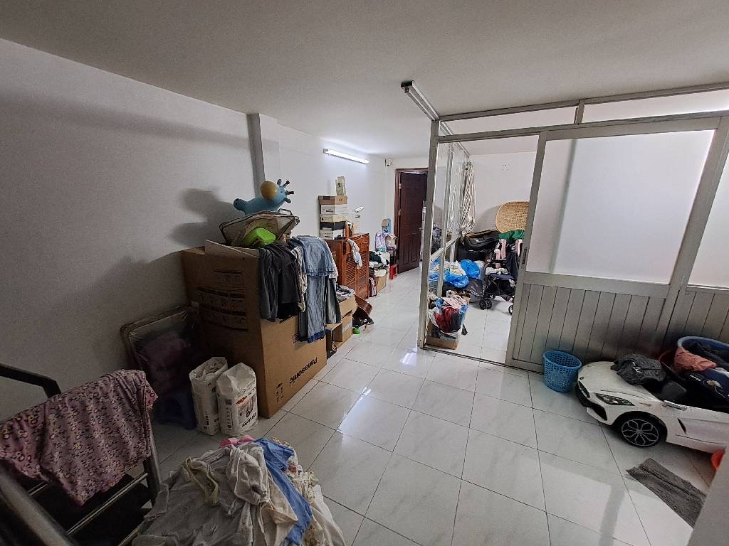 Khu VIP Tân Sơn Nhì - Tân Phú - Hẻm xe hơi đổ cổng - Nhà mới vào là ở