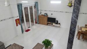 Hiếm ngang khủng 6m8 - Trịnh Đình Thảo, Tân Phú - Tặng hết nội thất