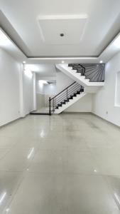 Chủ gấp bán, giảm sâu - Hẻm xe hơi - Nhà 3 tầng - Trường Chinh - Tân Phú