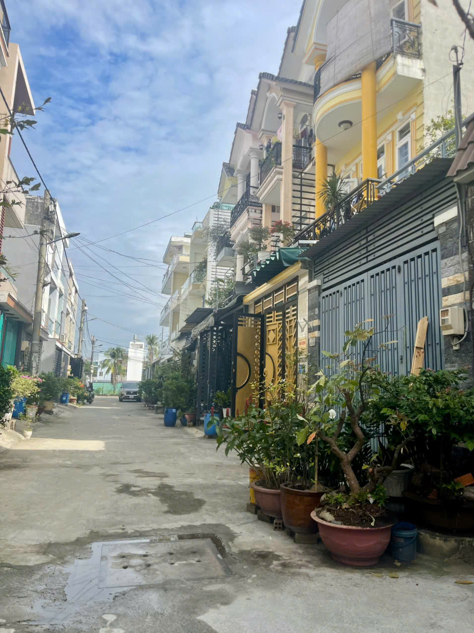 Nhà 4 tầng, 4 Phòng ngủ và sân thượng. ngang 4,4m, ngay khu trường học liên cấp Dương Văn Thì. Nhỉnh 6tỷ.