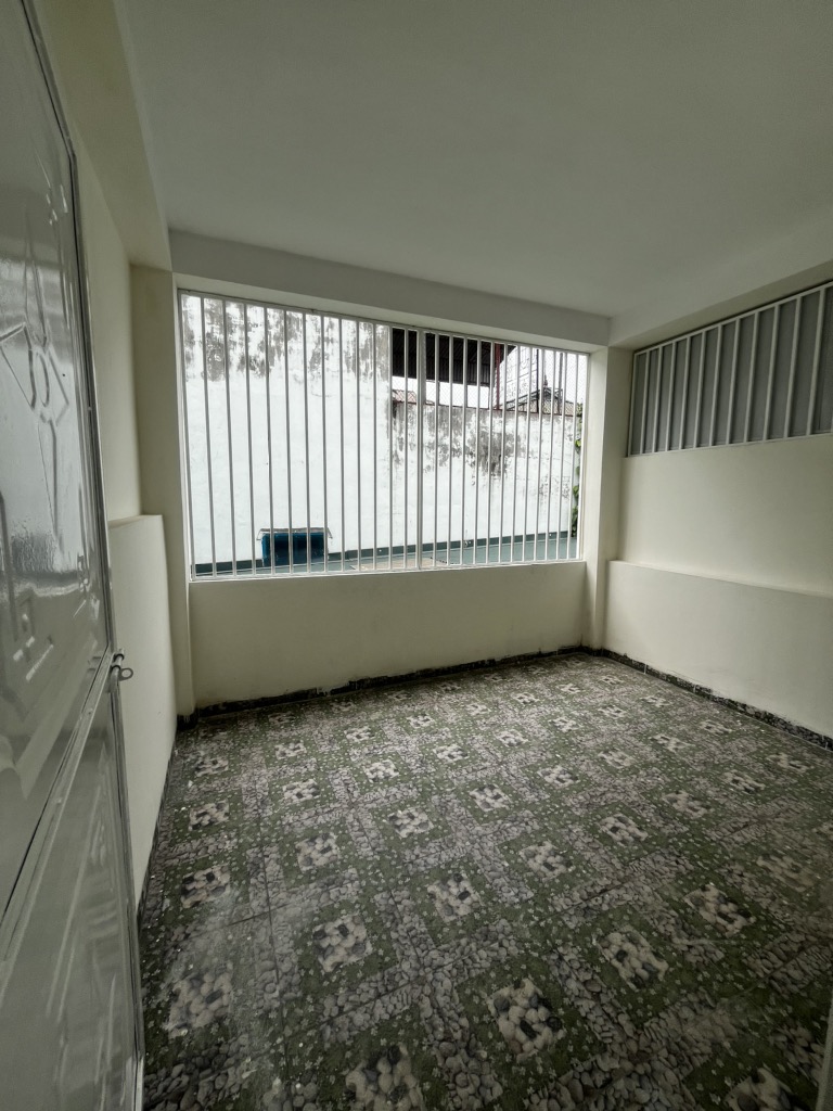 Chính chủ cần bán gấp nhà ở La Khê Nhỉnh 8 Đồng