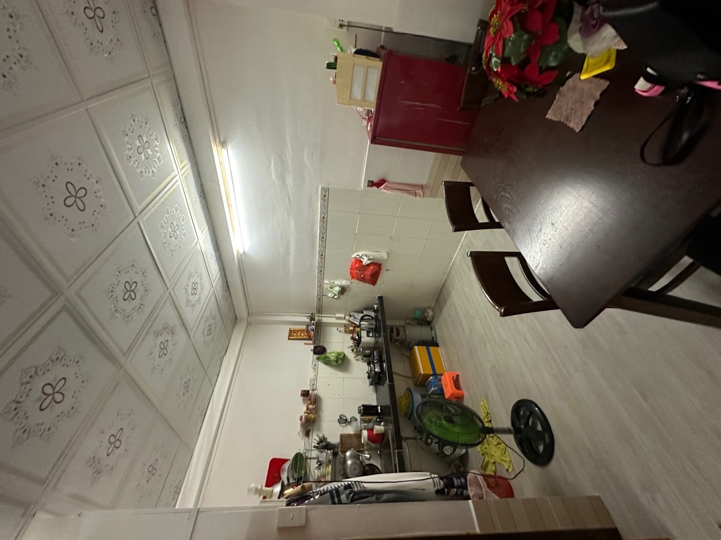 Nhà 41m , 2 tầng , đường Tên Lửa , Bình Tân , hẻm 4m , giá chỉ 3.9 tỷ