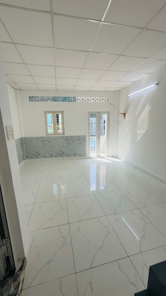 Nhà Phạm Văn Chí , q6 , 4x6 , hẻm 6m , 2 tầng , giá nhỉnh 4 tỷ