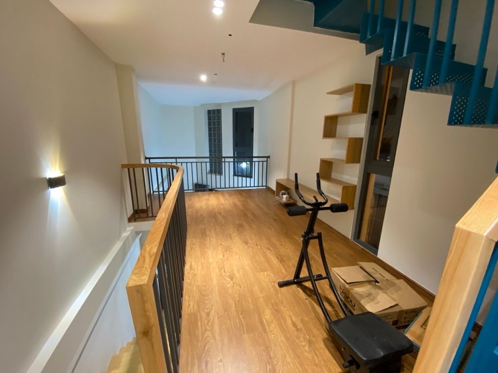 Nhà Bà Hom , q6 , 4x10 , 5 tầng , hẻm 6m , giá 5.9 tỷ