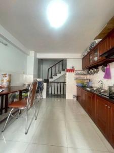 NHÀ QUẬN 1 - MẶT TIỀN ĐƯỜNG 6M XE TẢI QUAY ĐẦU - TRỆT 3 LẦU - 23M2 - 6.5 TỶ